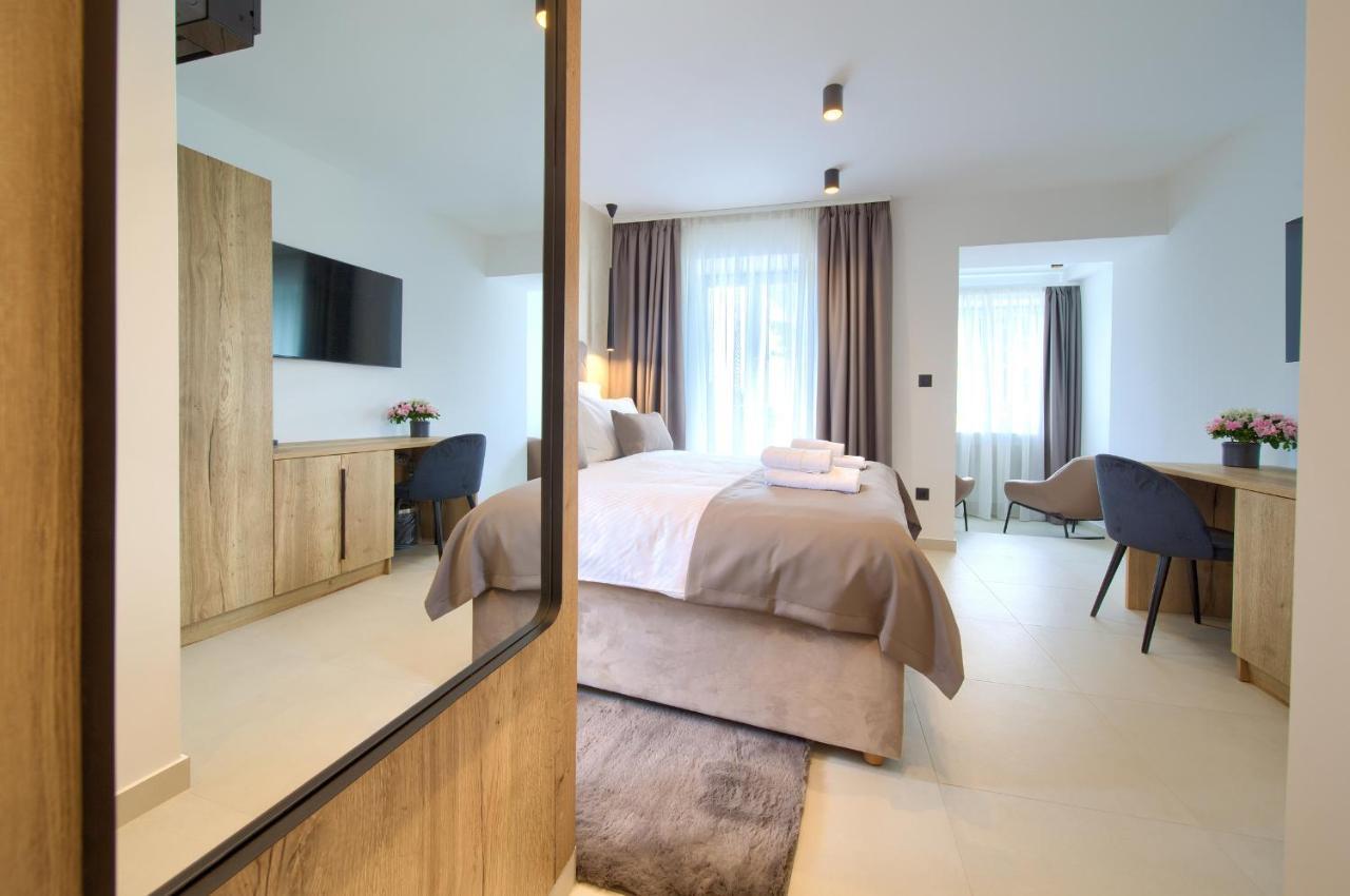 Portella Rooms Krk Town Eksteriør bilde